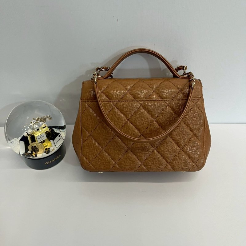 Chanel affinity 郵差包 奶茶色 金釦 荔枝牛-1