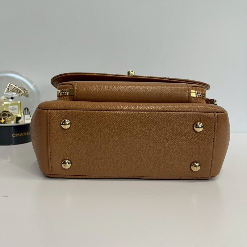 Chanel affinity 郵差包 奶茶色 金釦 荔枝牛-4