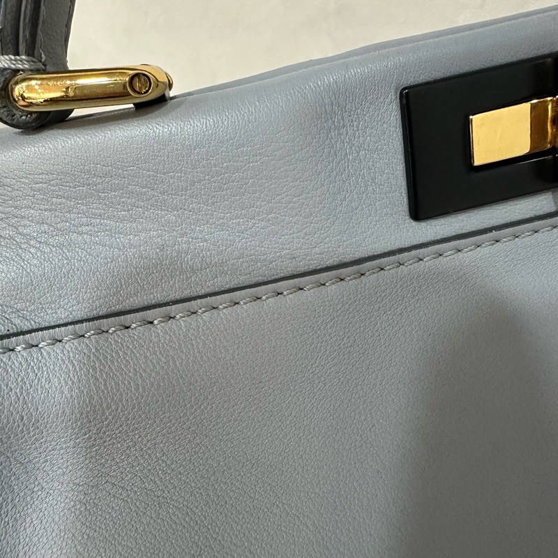 fendi 8BN290 天空藍牛皮雙層斜背包 peekaboo-17