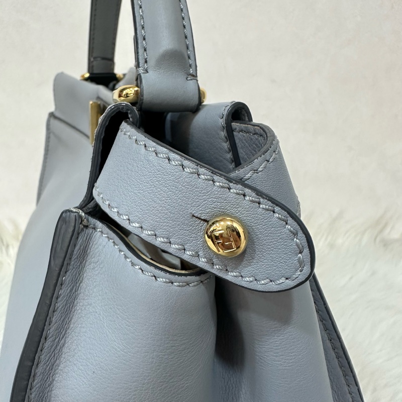 fendi 8BN290 天空藍牛皮雙層斜背包 peekaboo-21