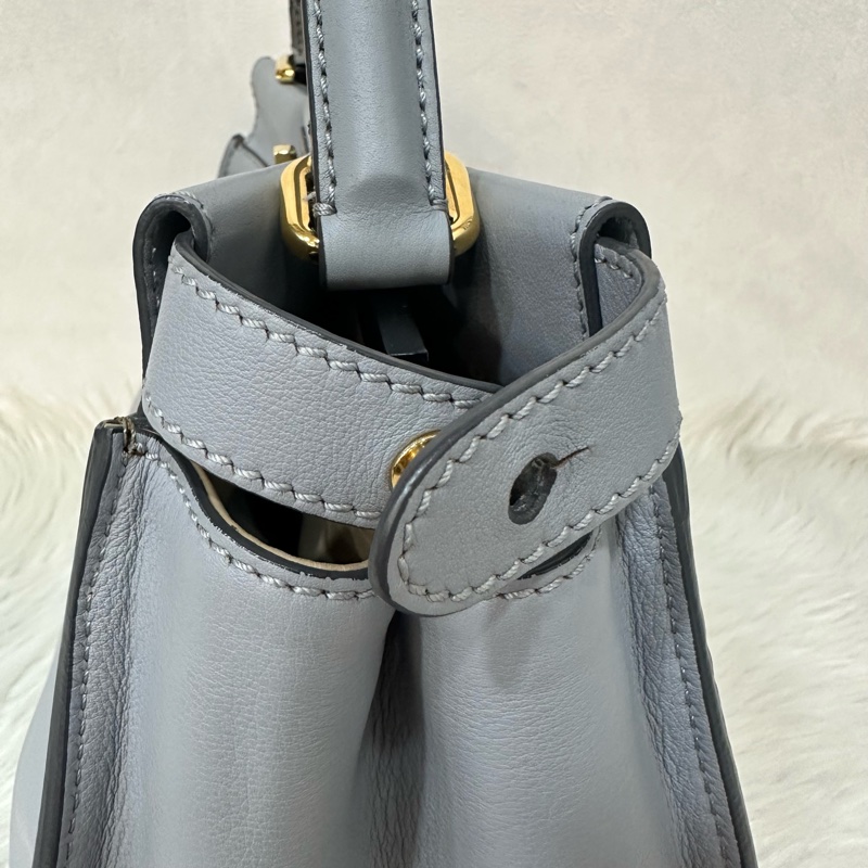 fendi 8BN290 天空藍牛皮雙層斜背包 peekaboo-29