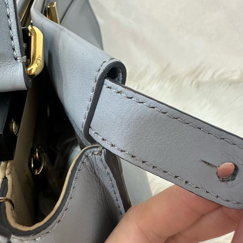 fendi 8BN290 天空藍牛皮雙層斜背包 peekaboo-33
