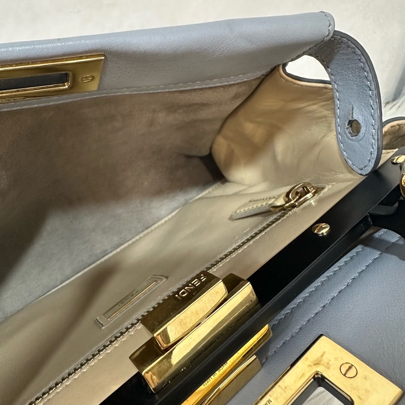 fendi 8BN290 天空藍牛皮雙層斜背包 peekaboo-49