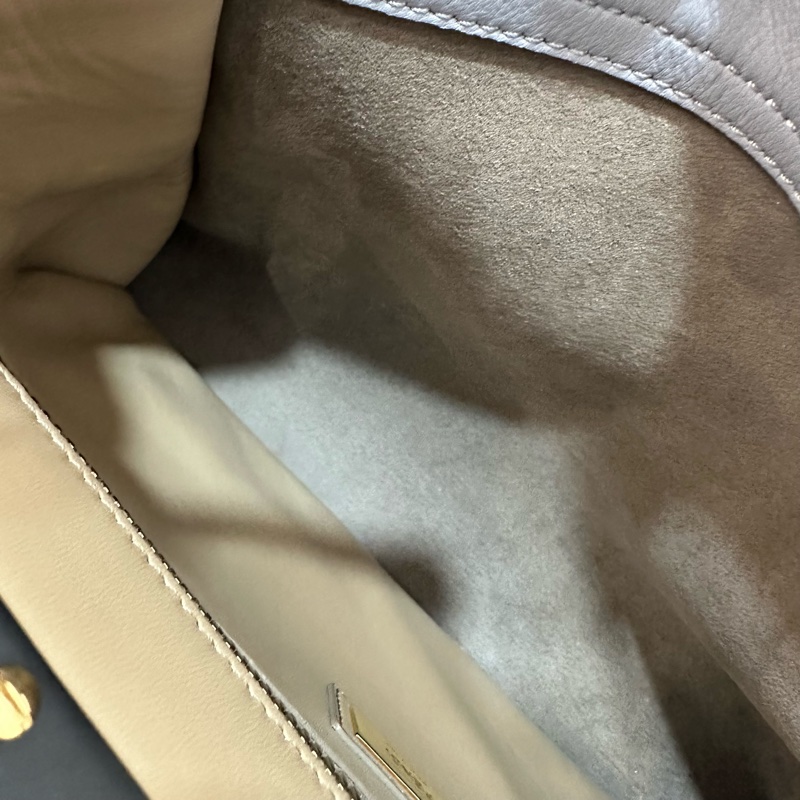 fendi 8BN290 天空藍牛皮雙層斜背包 peekaboo-50