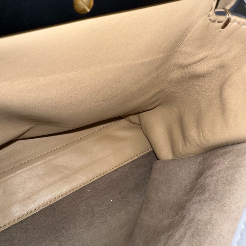 fendi 8BN290 天空藍牛皮雙層斜背包 peekaboo-63