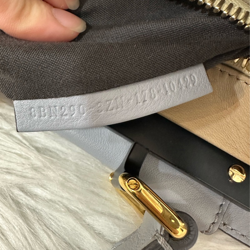 fendi 8BN290 天空藍牛皮雙層斜背包 peekaboo-77