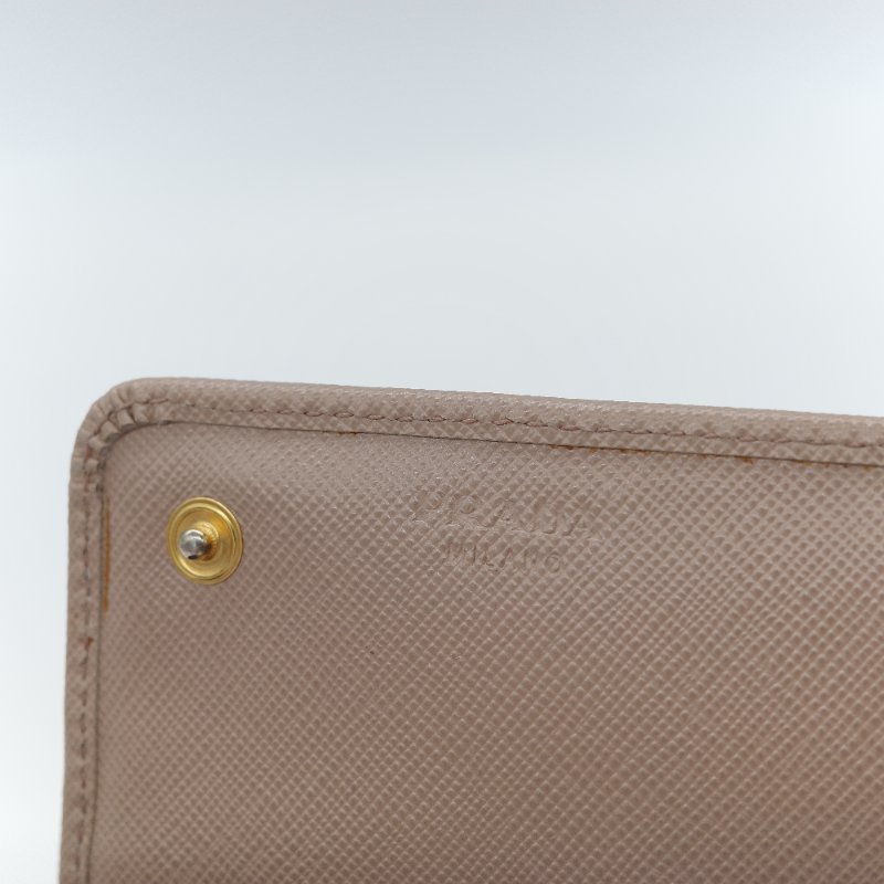 Prada 普拉達Saffiano 米色防刮牛皮蝴蝶結長夾-15