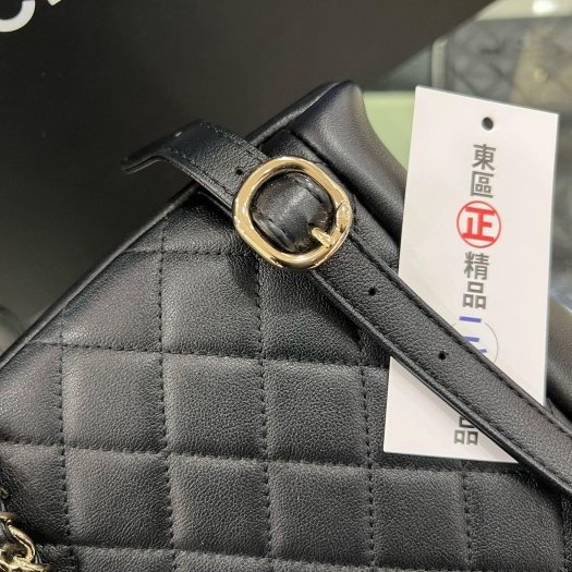 東區正精品㊣CHANEL DUMA 24A AS3860 近全新黑色荔枝牛皮金鍊雙肩雙口袋後背包青蛙包大款 RZ6000-10