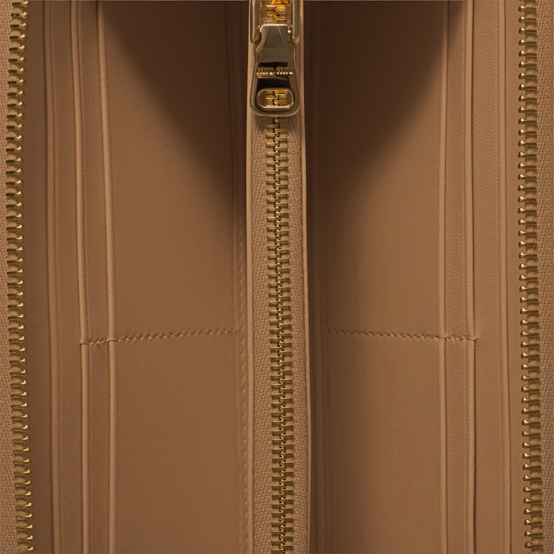 Miu Miu 女士 拉鍊錢包均碼碼19.5cm*9.5cm-3