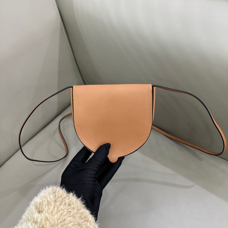 Loewe 棕色HEEL POUCH 馬鞍卡包mini肩背斜背包17*15 99新配件塵袋-3