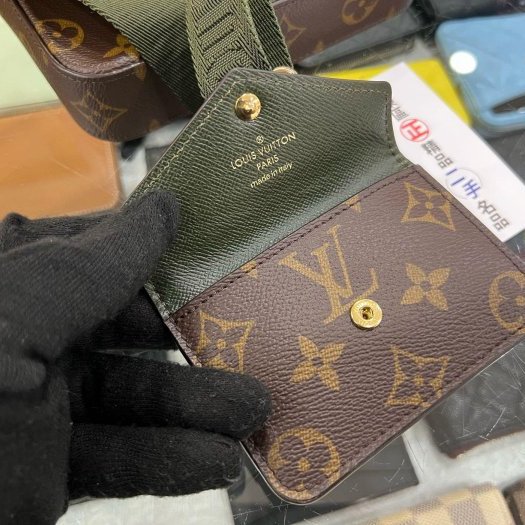 東區正精品㊣LV M80091 FÉLICIE STRAP & GO 原花綠色背帶二合一斜背包信封包RZ6262-5