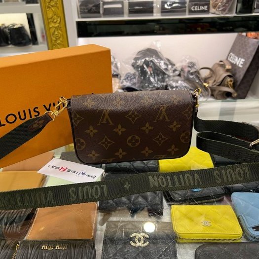 東區正精品㊣LV M80091 FÉLICIE STRAP & GO 原花綠色背帶二合一斜背包信封包RZ6262-7