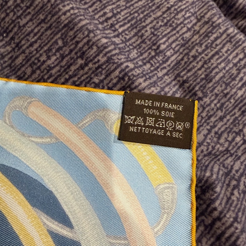 Hermes 駿馬菱鏡 Chevaloscope Neon scarf 45*45絲巾 方巾 絕版品-13