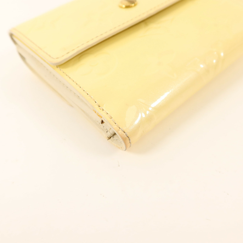LOUIS VUITTON Monogram Vernis Elise Compact Wallet-13