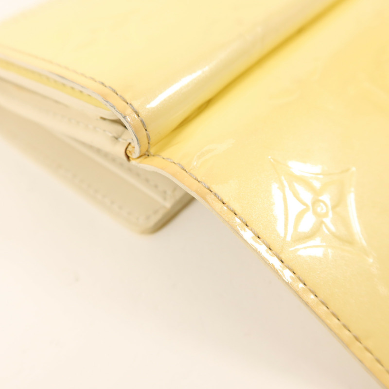 LOUIS VUITTON Monogram Vernis Elise Compact Wallet-18