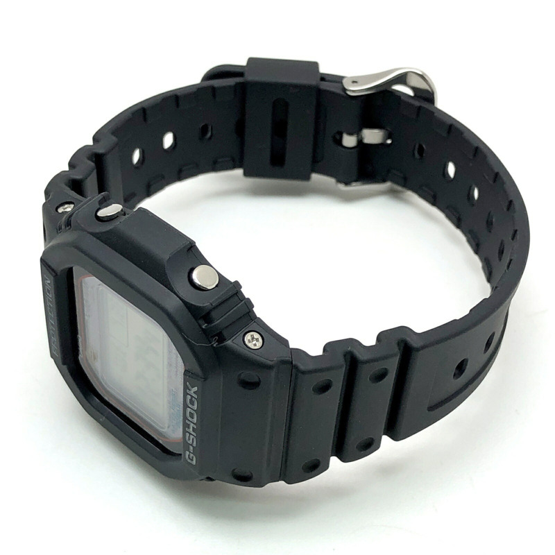 卡西歐 G-SHOCK GW-M5610U-1 電波太陽能手錶，支援六局電波接收，具備 Tough Solar 太陽能動力、LED 背光、方形設計，黑色。 2021 年 7 月發布。可在 Mikunigaoka 商店購買。-4