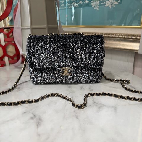Chanel 黑銀亮片金釦下蓋肩斜背晚宴口蓋包AS4516