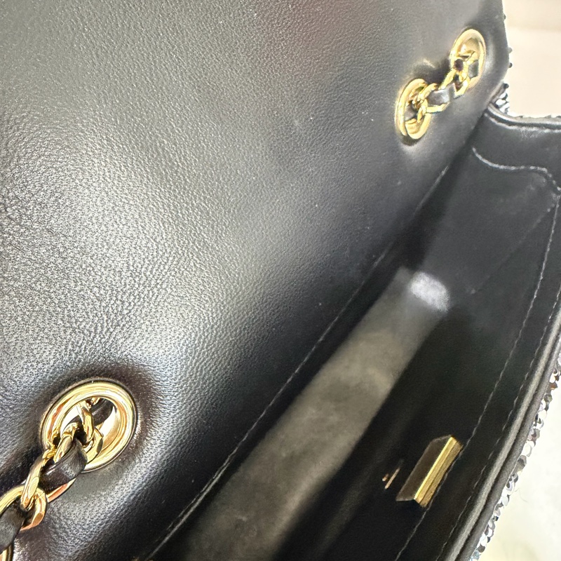 Chanel 黑銀亮片金釦下蓋肩斜背晚宴口蓋包AS4516-5