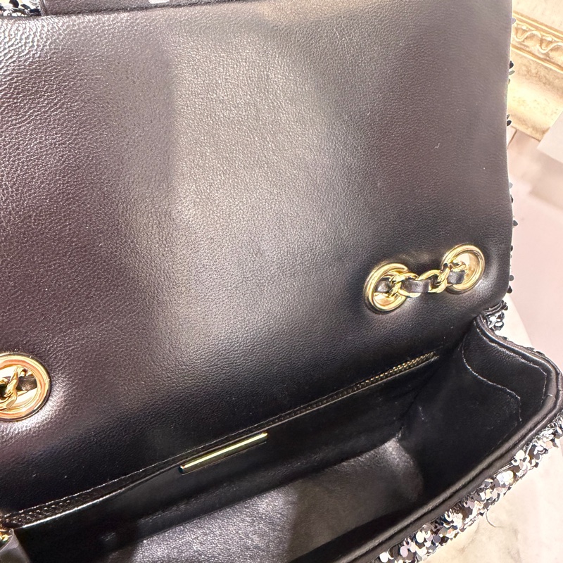 Chanel 黑銀亮片金釦下蓋肩斜背晚宴口蓋包AS4516-6