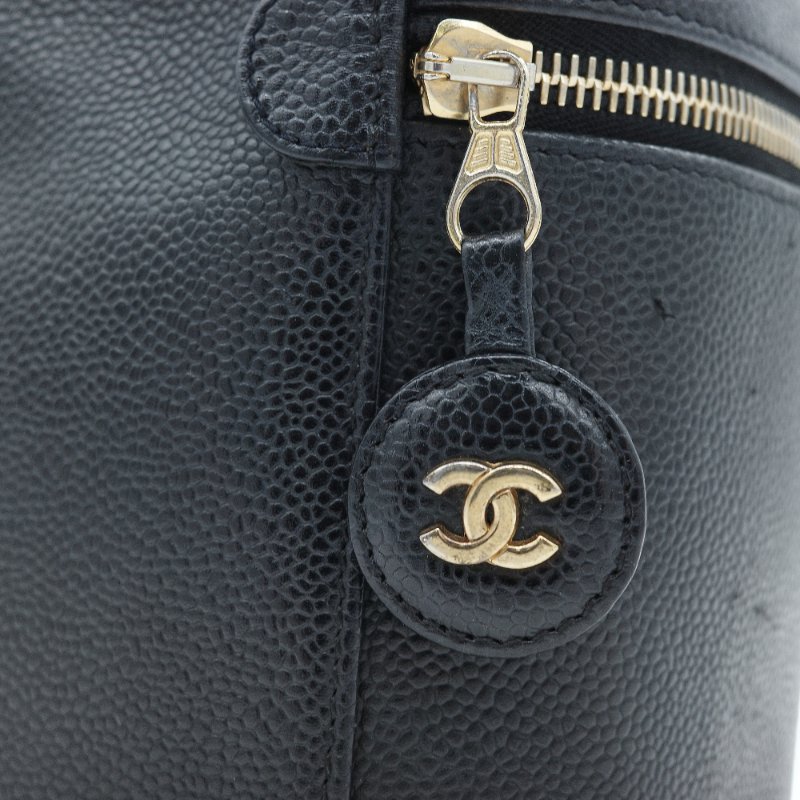 Chanel 香奈兒 經典 CC Logo 黑色荔枝紋 小牛皮化妝包-13