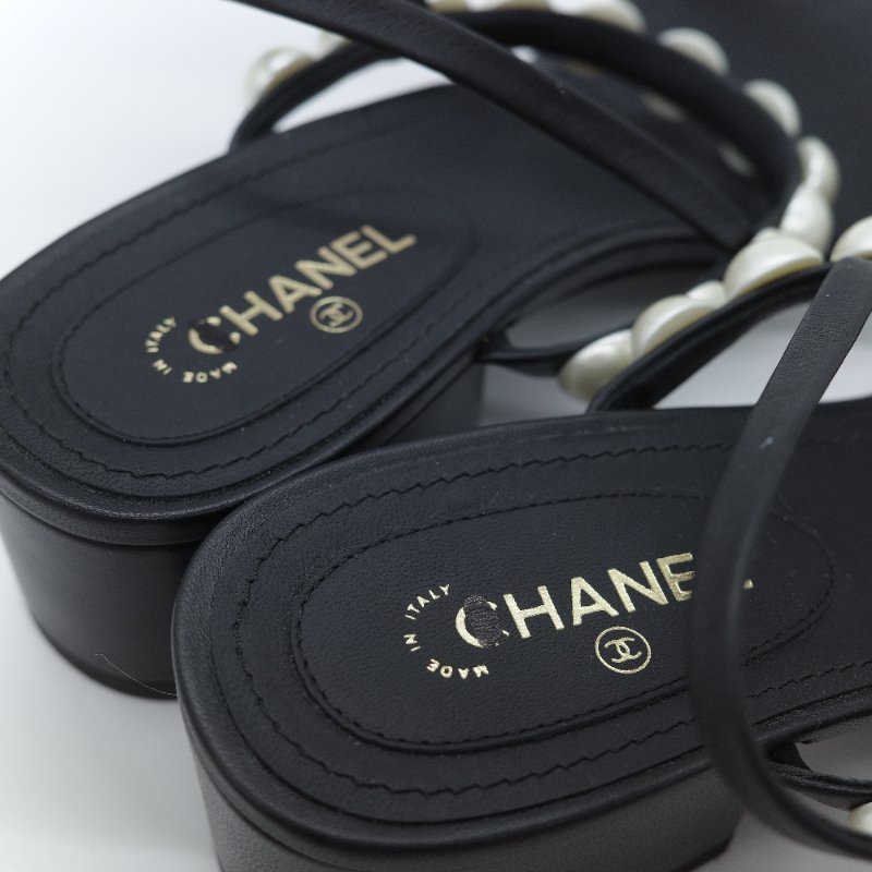 Chanel 香奈兒 經典珍珠裝飾 羊皮 低跟涼鞋-6