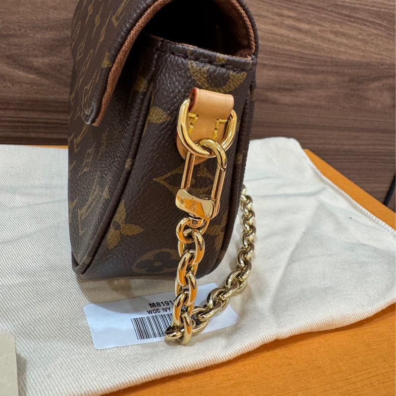 LOUIS VUITTON 路易威登 Ivy(棕)M81911-2