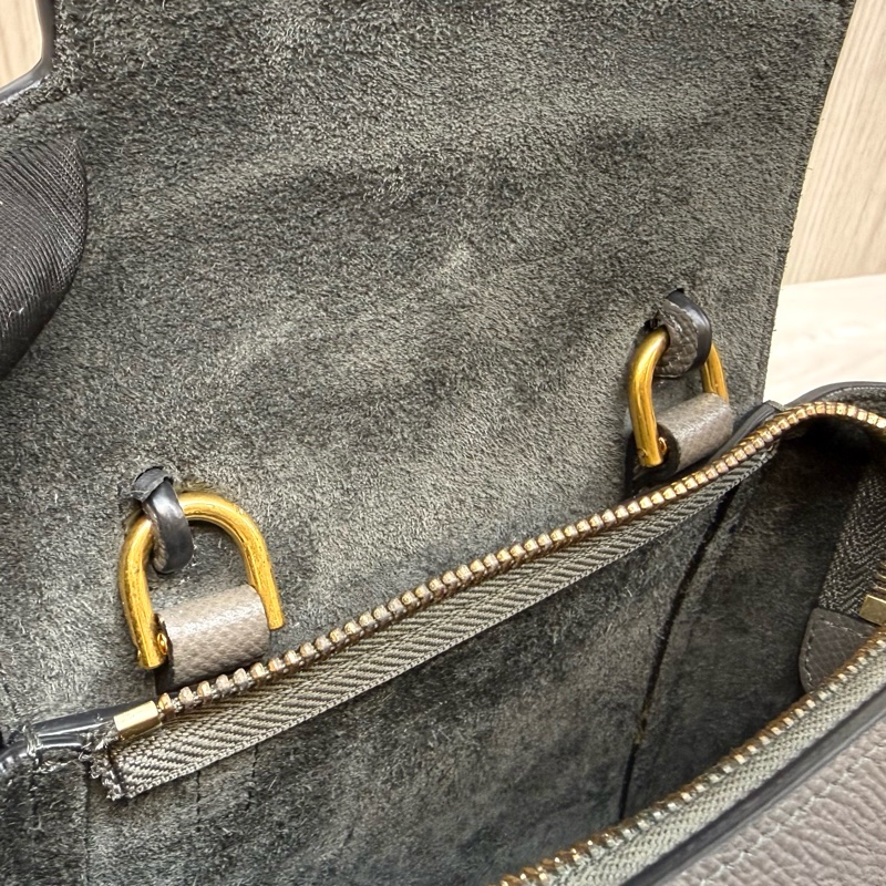 Celine大象灰牛皮金扣Pico Belt鯰魚包-26