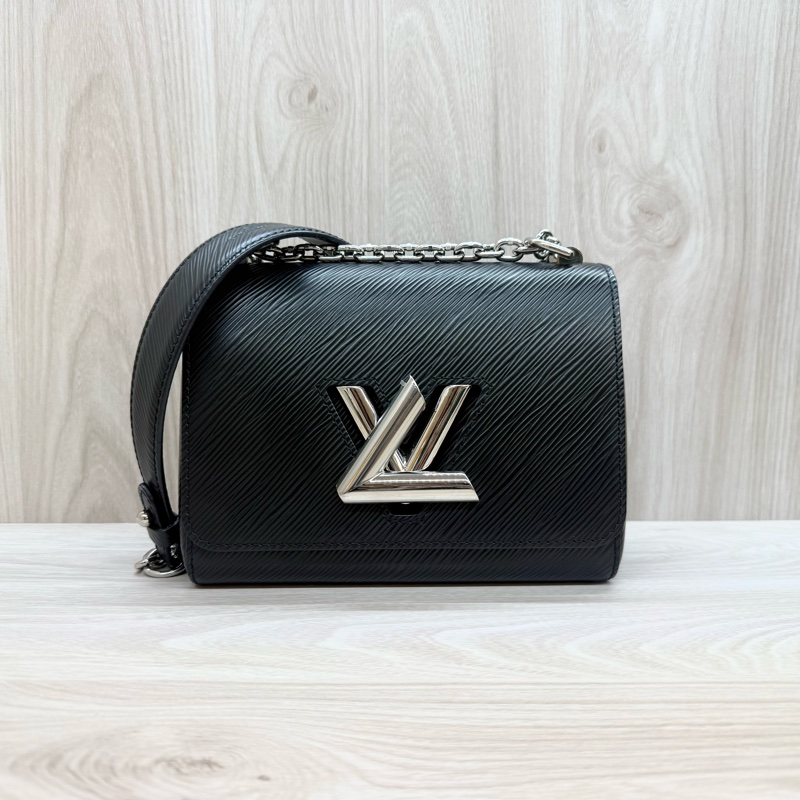 LV包包黑銀EPI轉釦TwistPM肩斜背包M50332-1