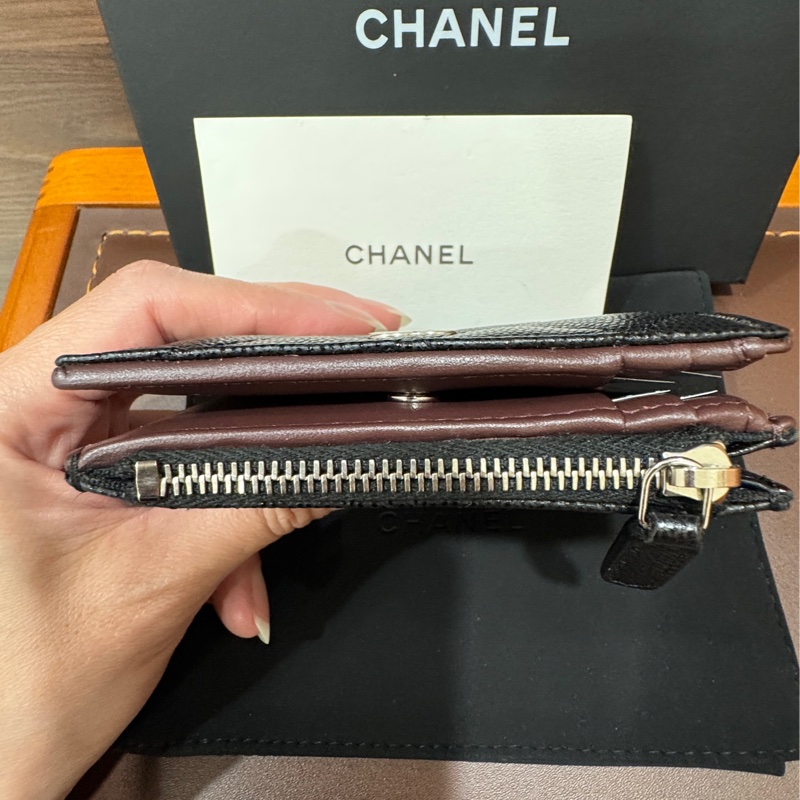 Chanel AP3388 24P 對折短夾 黑銀荔枝 新款雷標-2