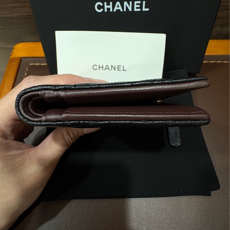 Chanel AP3388 24P 對折短夾 黑銀荔枝 新款雷標-3