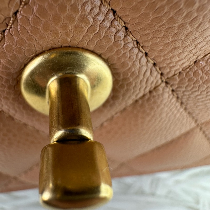 CHANEL 25b Handle 奶茶色 WOC 晶片款-15