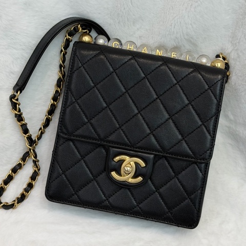 CHANEL Matelasse Pearl Chain Bag 珍珠翻蓋單肩斜背包 I625