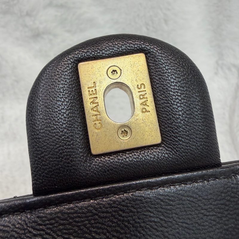 CHANEL Matelasse Pearl Chain Bag 直版珍珠翻蓋單肩斜背包 I625-23