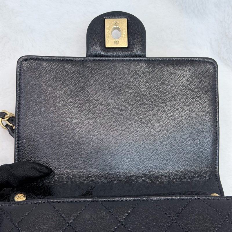 CHANEL Matelasse Pearl Chain Bag 直版珍珠翻蓋單肩斜背包 I625-33