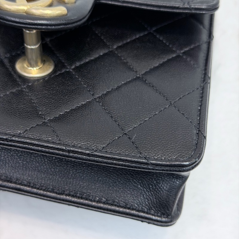 CHANEL Matelasse Pearl Chain Bag 直版珍珠翻蓋單肩斜背包 I625-34
