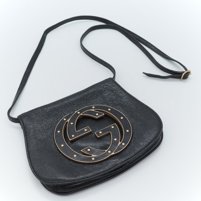 Gucci 古馳 Blondie 鉚釘小號 黑色 真皮 斜背包 半月包-1
