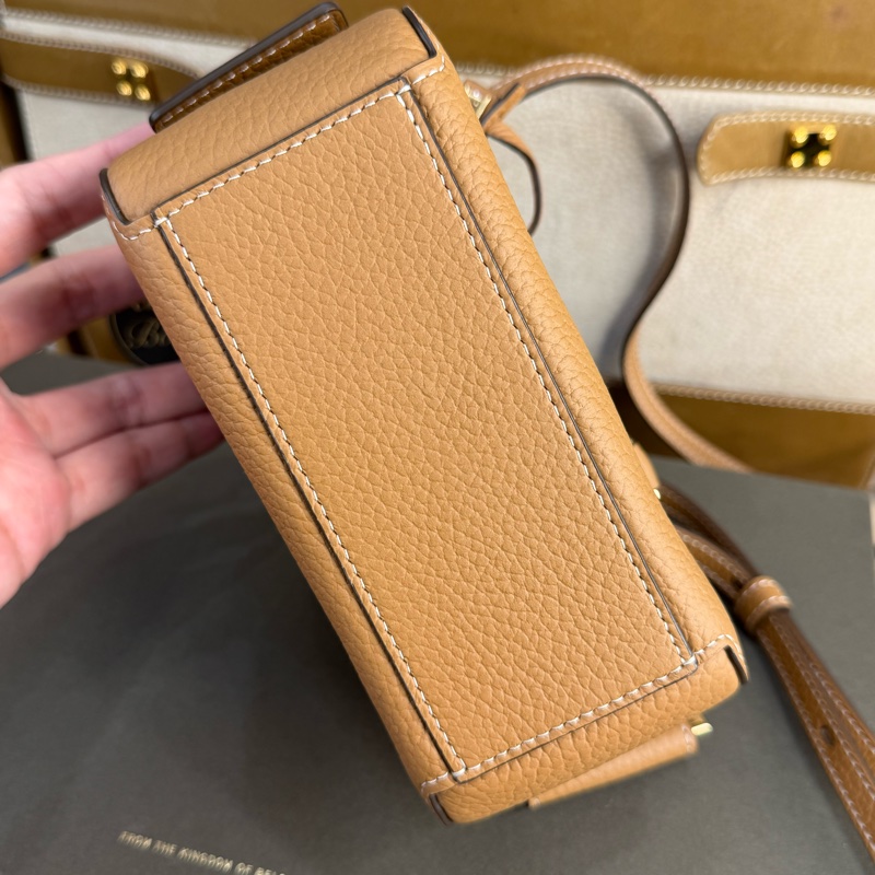 上架中🔑Delvaux 咖啡COOL BOX NANO-6