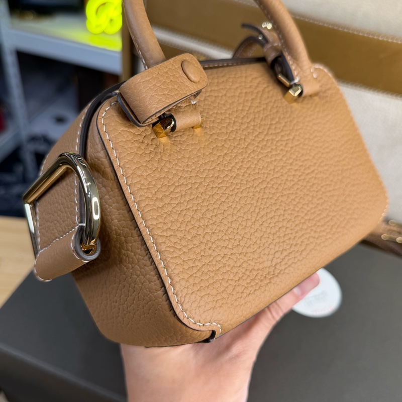 上架中🔑Delvaux 咖啡COOL BOX NANO-7