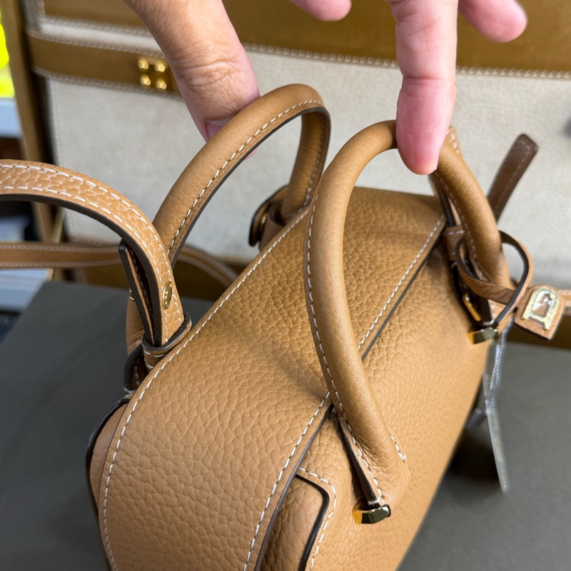 上架中🔑Delvaux 咖啡COOL BOX NANO-15
