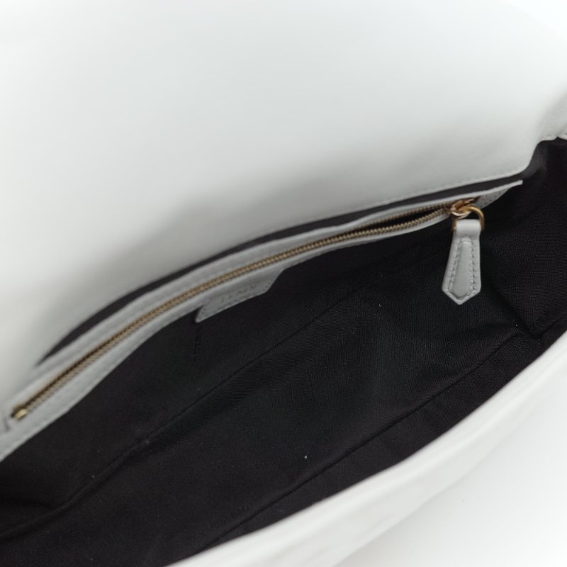 Fendi 芬迪 FF logo Baguette 白色 nappa牛皮 3D 浮雕 肩背包 法棍包-18