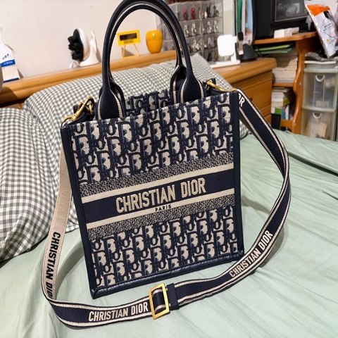 Dior 小型Tote 肩背手提雙用❤️