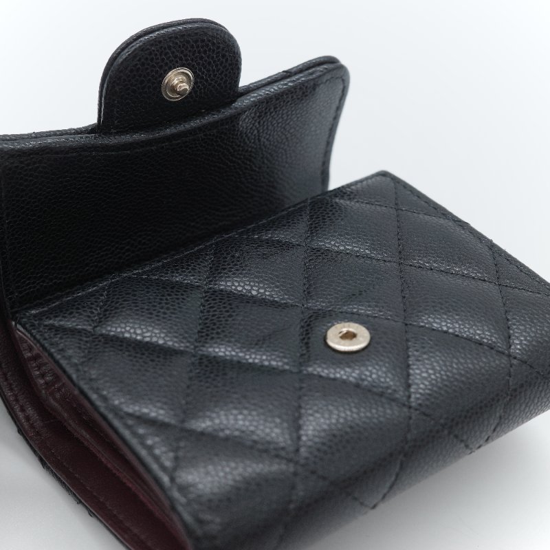 Chanel 香奈兒 經典翻蓋 黑色荔枝紋小牛皮 金扣短夾皮夾-6
