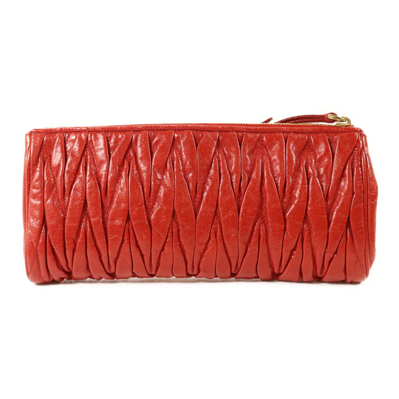 Miu Miu 牛皮皮革Clutch Bag金扣手拿包-1