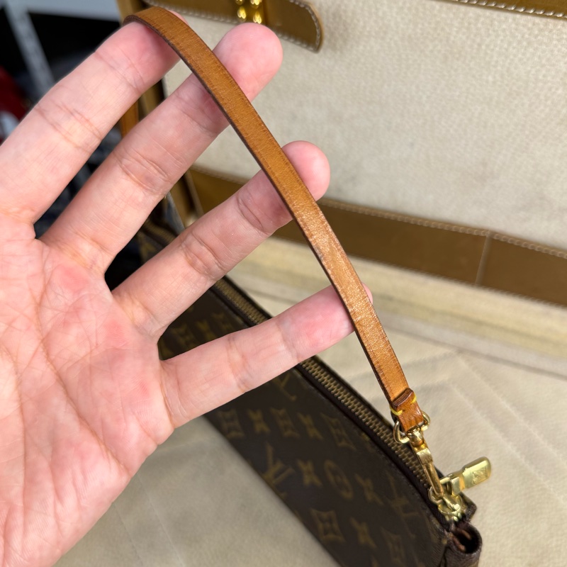 Louis Vuitton 老花大款麻將腋下包/中古款🤎超級便宜-13