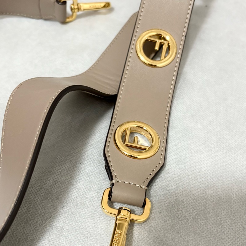 Fendi Small Camera Case Crossbody Bag 相機包 斜背包-5