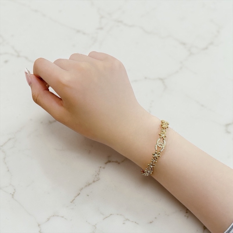 莉亞精品♡ Chanel 23A 花朵雙C手環 二手美品-1