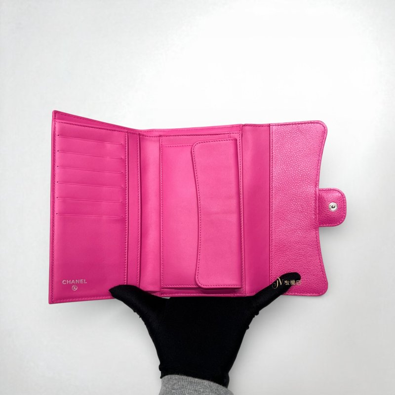 JS1240-CHANEL 桃紅色荔枝皮對開長夾A31506-5