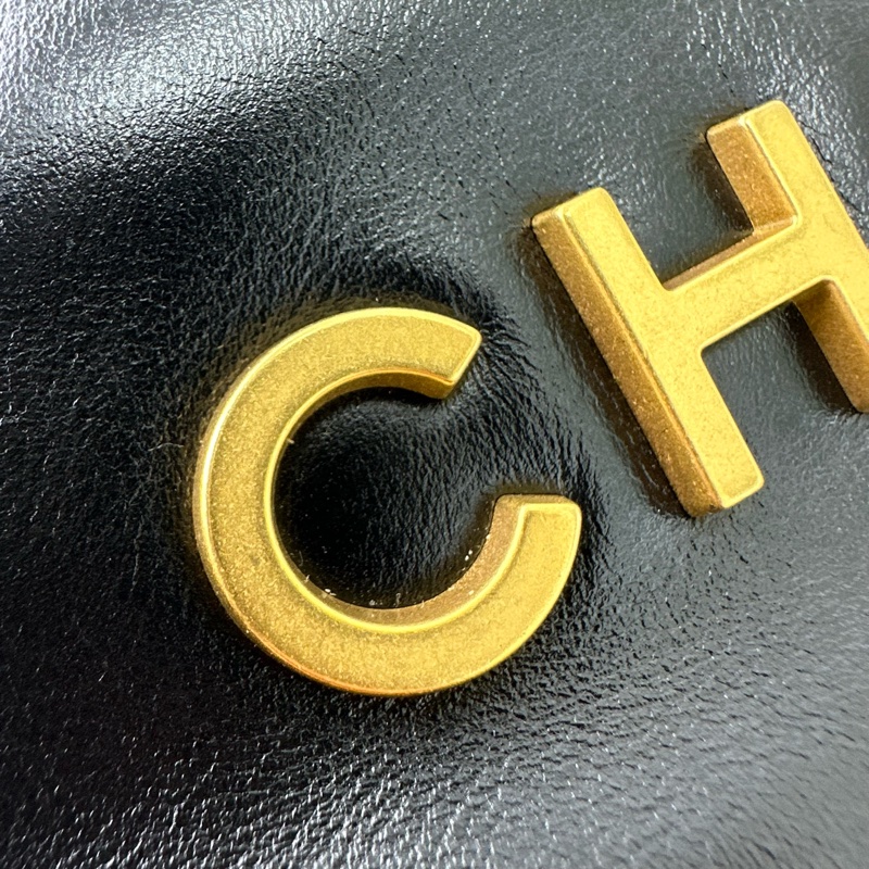 CHANEL Mini 22 Bag 黑色金扣 晶片款 2023年-6