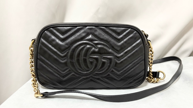 Gucci GG Marmont Small Crossbody Bag 斜背包-1