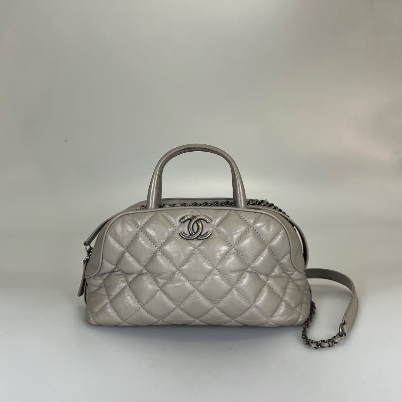 CHANEL 菱格保齡球包牛皮灰-0